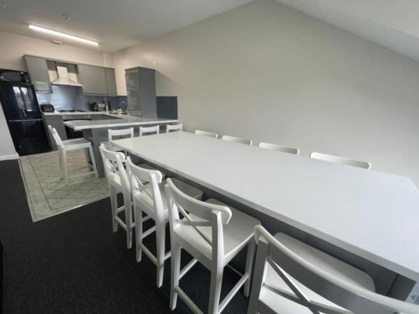 Ryan I Air I Bnb - 102 Mill Street - Free Parking Liverpool Exterior photo