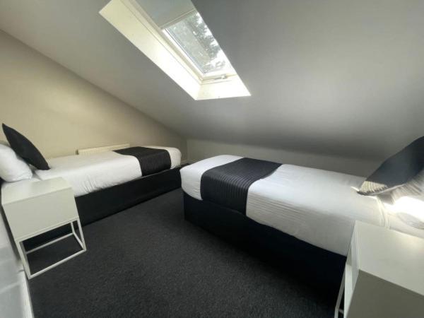 Ryan I Air I Bnb - 102 Mill Street - Free Parking Liverpool Room photo