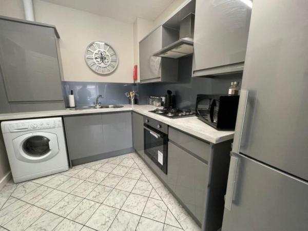 Ryan I Air I Bnb - 102 Mill Street - Free Parking Liverpool Room photo
