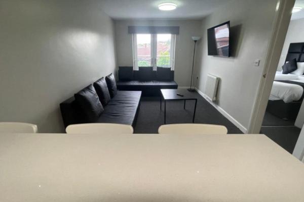 Ryan I Air I Bnb - 102 Mill Street - Free Parking Liverpool Room photo