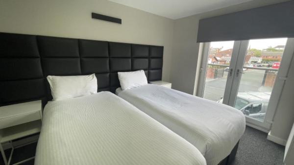 Ryan I Air I Bnb - 102 Mill Street - Free Parking Liverpool Room photo
