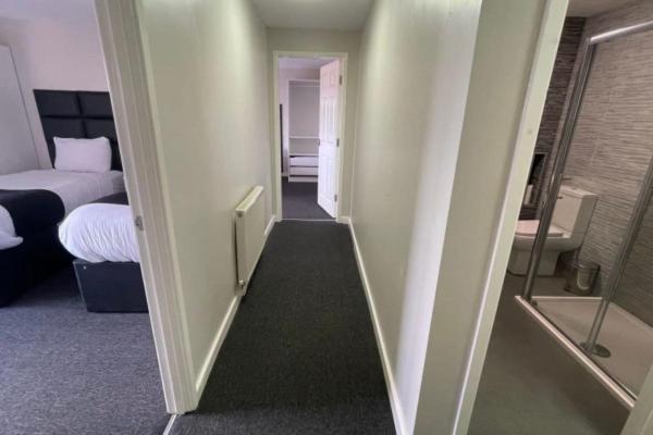 Ryan I Air I Bnb - 102 Mill Street - Free Parking Liverpool Room photo