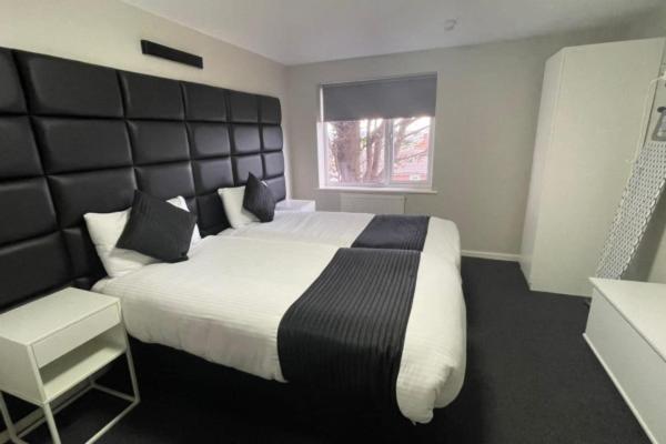 Ryan I Air I Bnb - 102 Mill Street - Free Parking Liverpool Exterior photo