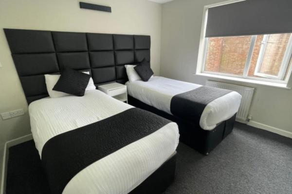 Ryan I Air I Bnb - 102 Mill Street - Free Parking Liverpool Exterior photo
