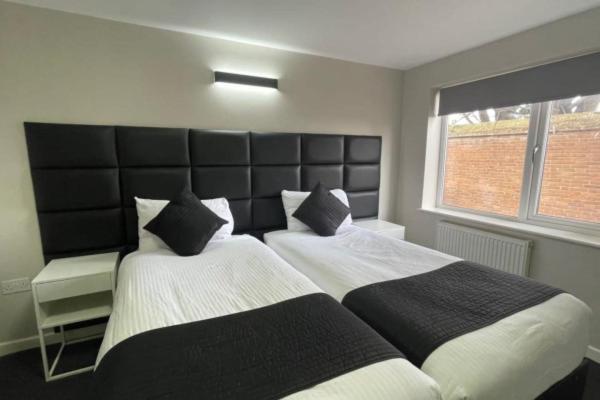 Ryan I Air I Bnb - 102 Mill Street - Free Parking Liverpool Room photo